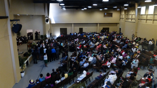 More than 1,100 people attended the first Sabbath in the new building. 